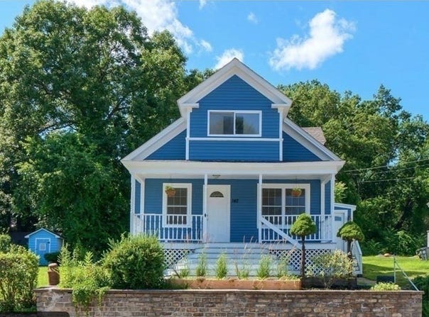 142 E Meadow Rd, Lowell, MA 01854