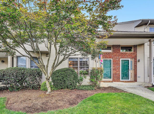 4664 Mill View CT, Roanoke, VA 24018