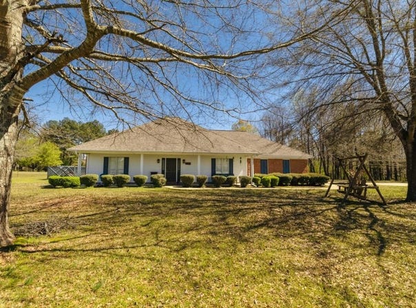 1110 Dodson, Caledonia, MS 39740