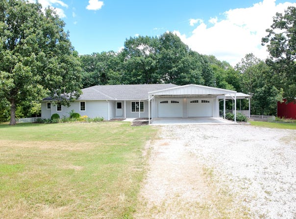 3352 W State Highway 76, Cape Fair, MO 65624