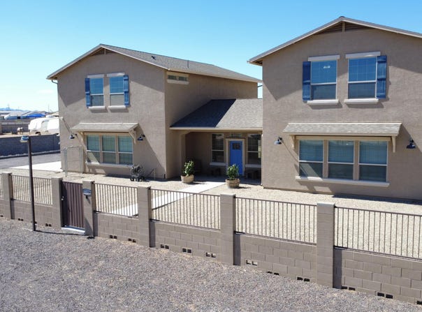 21936 W GAMBIT Trail, Wittmann, AZ 85361