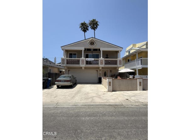 141 Pasadena Avenue, Oxnard, CA 93035