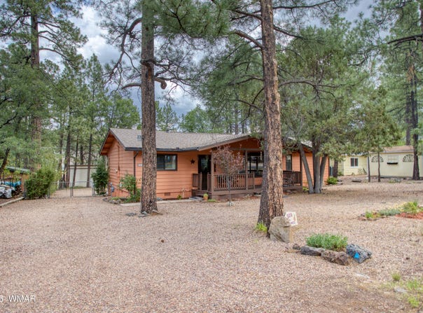 828 W Navajo Lane, Lakeside, AZ 85929