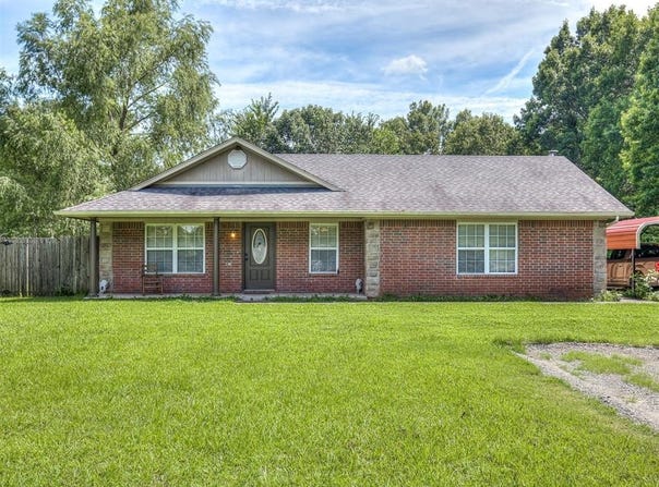 411800 E 1182 Road, Eufaula, OK 74432