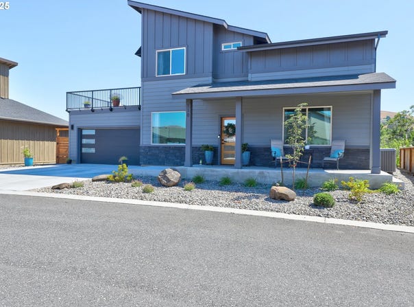 110 SOUTHSHORE AVE, The Dalles, OR 97058
