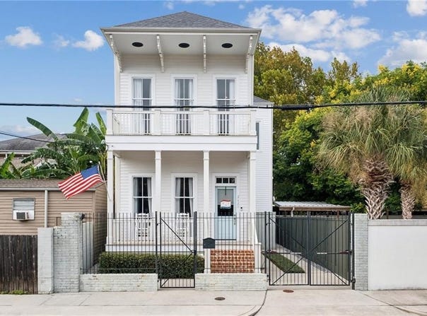 2625 CONSTANCE Street, New Orleans, LA 70130