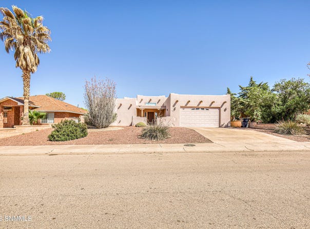 327 Cielo Grande, Alamogordo, NM 88310