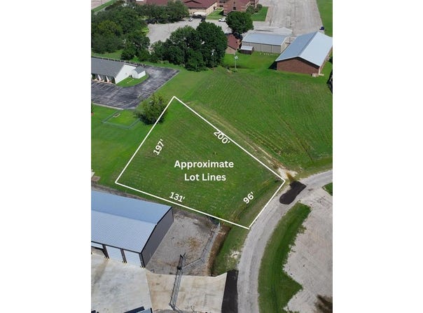 5909 Walnut Creek Circle, Granbury, TX 76049