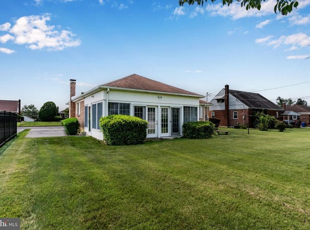 7220 JEFFERSON STREET, HARRISBURG, PA 17111