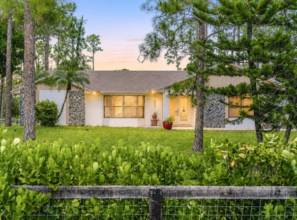 15211 60th Place N, The Acreage, FL 33470