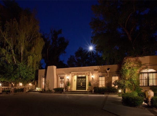 405 Cordoba Lane, Taos, NM 87571