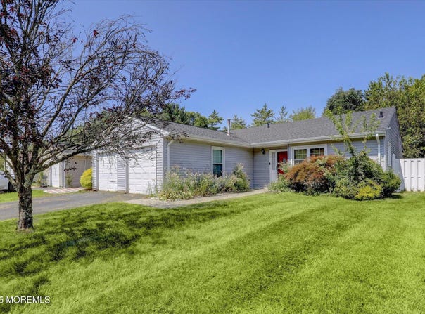 36 Long Road, Freehold, NJ 07728
