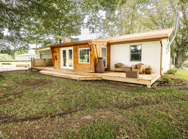 6195 Vilas Road, Spencer, IN 47460