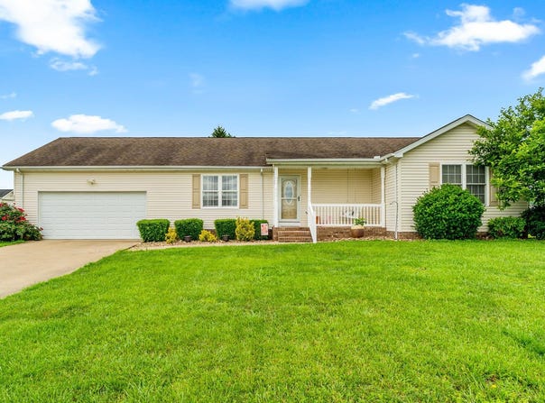 18 Cardinal Drive, Milton, WV 25541