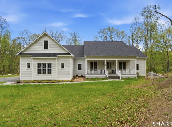 30-1 Lords Meadow Lane, Old Lyme, CT 06371