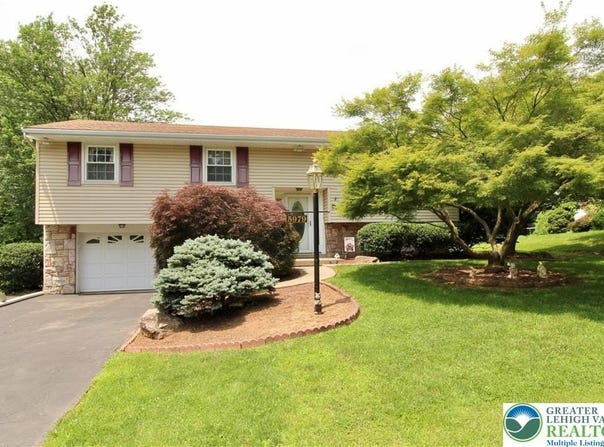 5979 Club House Lane, Lower Macungie Twp, PA 18106