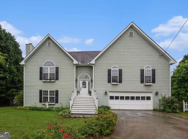 270 Meadow View, Grayson, GA 30017