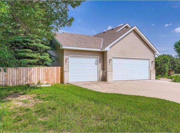 1301 English Avenue NW, New Prague, MN 56071