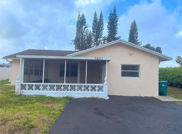 9602 NW 80TH PLACE, TAMARAC, FL 33321