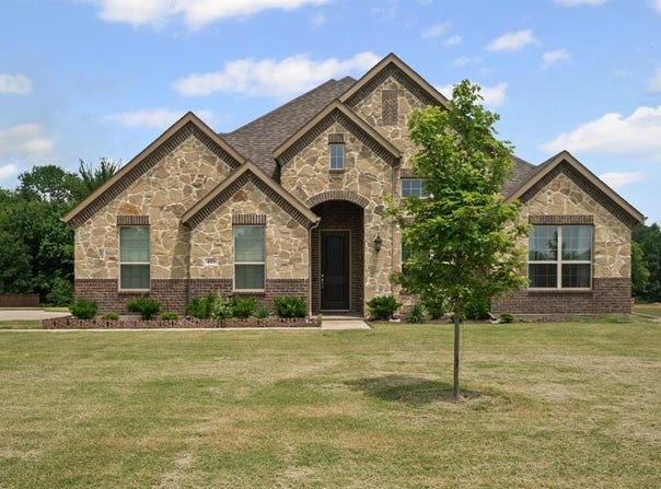 4919 Elizabeth Way, Lone Oak, TX 75453