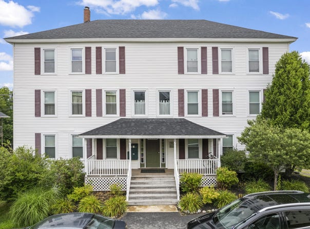 22 Oak Street, Brunswick, ME 04011