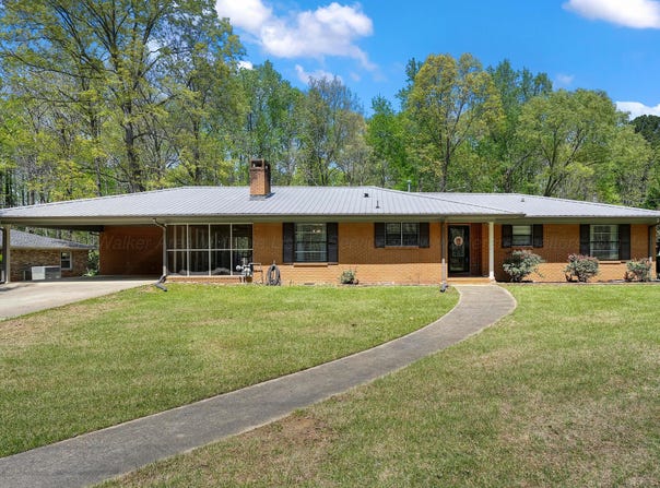 2809 WILDWOOD Dr, Jasper, AL 35504