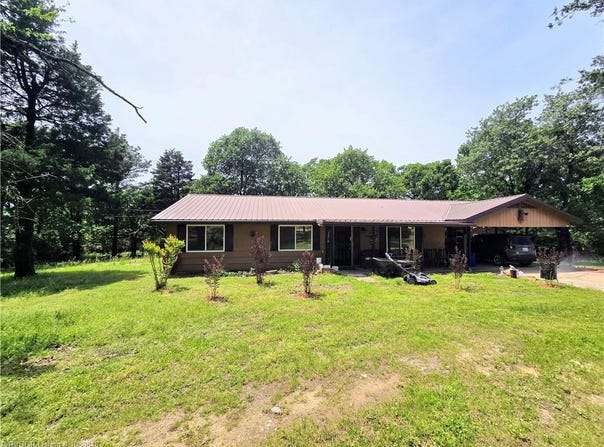 111068  S 4677  RD, Gans, OK 74936