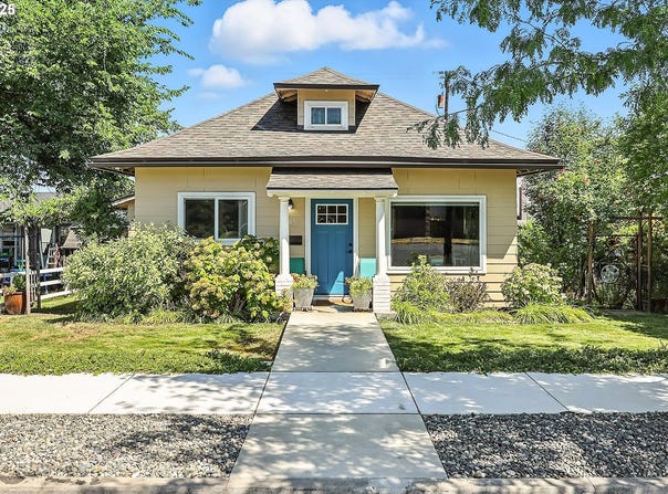 1005 E 11TH ST, The Dalles, OR 97058