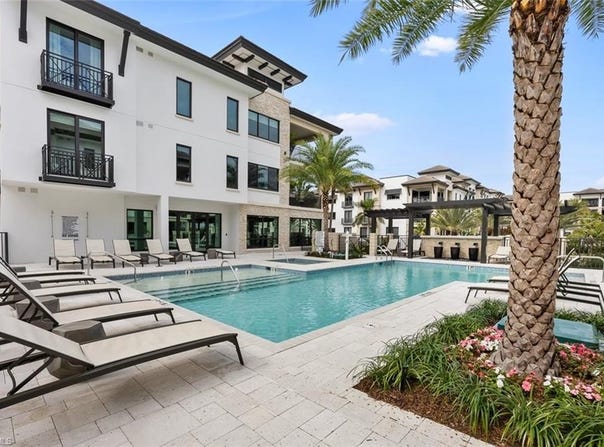 1130 3rd, NAPLES, FL 34102