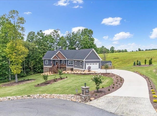 300 Dragging Canoe Drive, Jasper, TN 37347