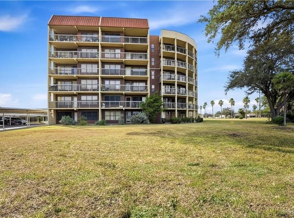 2900 Ashley Drive, Pharr, TX 78577