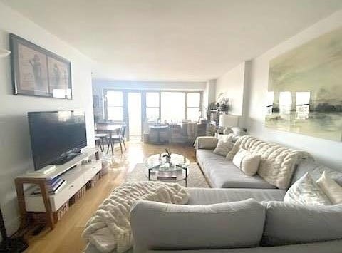 100 West 93rd Street, New York, NY 10025