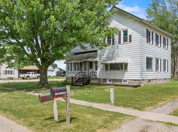 124 Clark Street, Hopkins, MI 49328