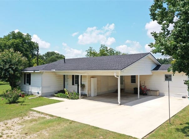 270 Lcr 463, Mexia, TX 76667