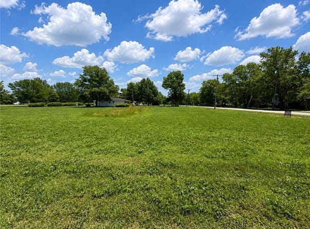 Riverside, Columbus, KS 66725