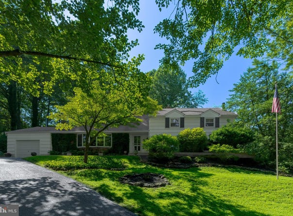 245 GREENTREE DR, WEST CHESTER, PA 19382