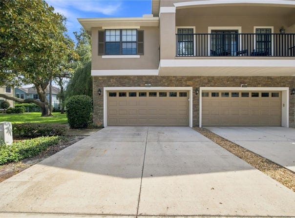 5530 KINGLETHILL Drive, LITHIA, FL 33547