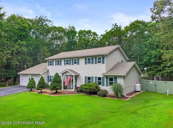 2770 Tacoma Drive, Blakeslee, PA 18610