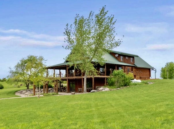 45773 252nd St, Humboldt, SD 57035