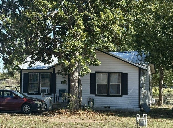 616 State School Road, Gatesville, TX 76528