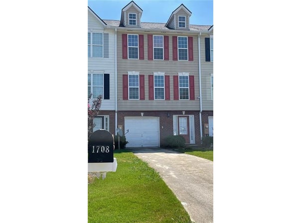 1708 REDAN E, Lithonia, GA 30058