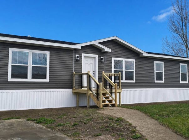 100 Mars, Pierre, SD 57501