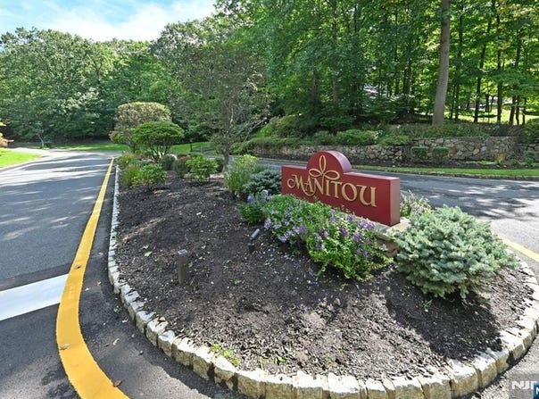 2 Pueblo Circle, Wayne, NJ 07470