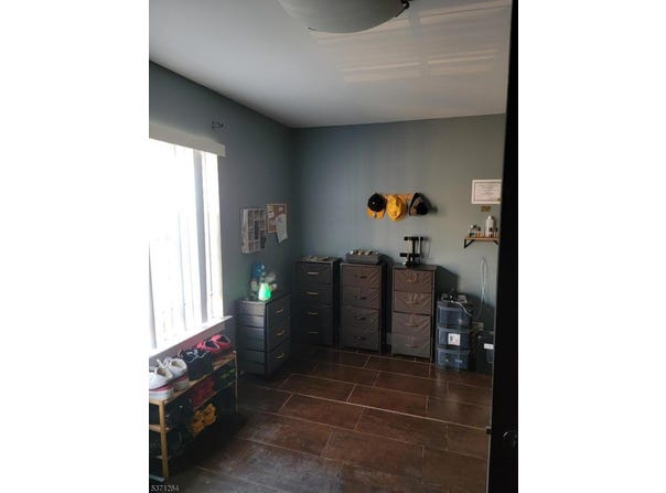 124a Amherst St, East Orange City, NJ 07018-2616