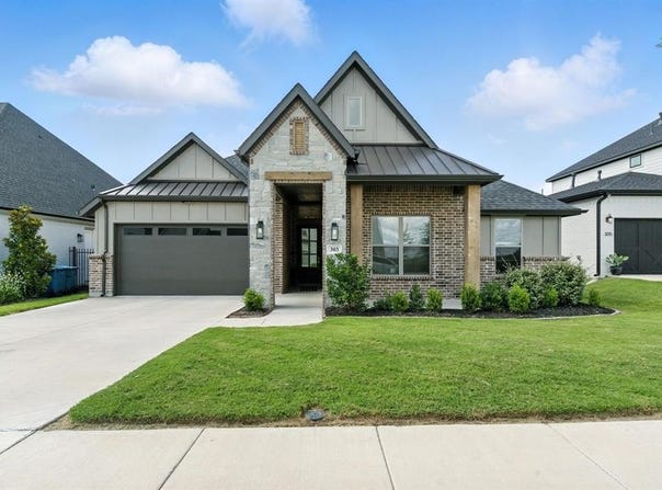 303 Highland Court, Aledo, TX 76008