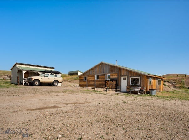 73 West Baker Lane S, Twin Bridges, MT 59754