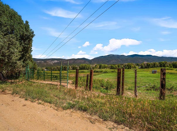 0 Acequia del Sur, Penasco, NM 87553