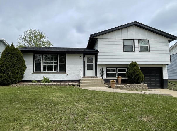 3316 Birchwood Drive, Hazel Crest, IL 60429