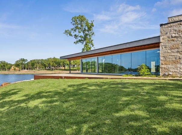 12590 Sea Island Dr, Malakoff, TX 75148