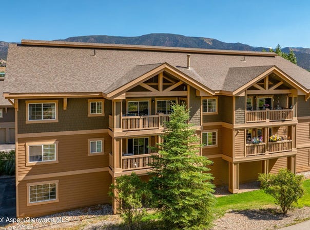 326 River View Drive, New Castle, CO 81647